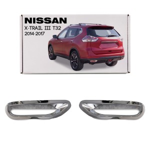 NISSAN X-TRAIL III T32 2014-2017 PRZED FACELIFTINGIEM NAKŁADKI TYLNYCH LAMP PRZECIWMGIELNYCH