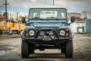 LAND ROVER DEFENDER 90/110 POSZERZENIA BŁOTNIKÓW
