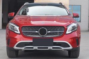 MERCEDES GLA X156 2017-2020 GRILL DIAMOND CZARNY