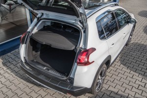 PEUGEOT 2008 2013-2019 OCHRONNA LISTWA ZDERZAKA TYLNEGO WZÓR KARBON
