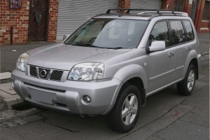 NISSAN X-TRAIL I T30 2001-2007 LAMPA PRZECIWMGIELNA PRZEDNIA PRAWA 261509B91B