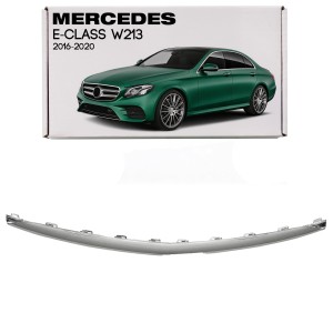 MERCEDES E-CLASS W213 2016-2020 PRZED FACELIFTINGIEM CHROMOWANA LISTWA ZDERZAKA PRZEDNIEGO A2138857000