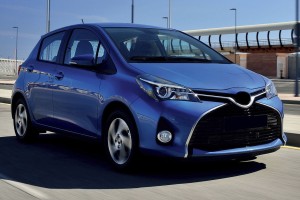 TOYOTA YARIS III HATCHBACK 2010+ LAMPA PRZECIWMGIELNA PRZEDNIA LEWA 195922112