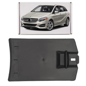 MERCEDES B-CLASS W246 2011-2018 POKRYWA DO WYMIANY ŻARÓWKI A2468840222