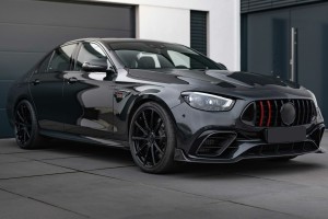 MERCEDES E-CLASS W213 AMG 2020+ PO FACELIFTINGU GRILL PANAMERICANA GT BRABUS STYLE CZARNY Z KAMERĄ