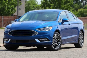 FORD FUSION MK2 II 2016-2020 TITANIUM PO FACELIFTINGU KRATKA ZAŚLEPKA PRZEDNIEJ LAMPY PRZECIWMGIELNEJ CZARNA LEWA HS7319953C