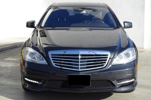 MERCEDES S-CLASS W221 2009-2013 PO FACELIFTINGU KRATKA PRZEDNIEGO ZDERZAKA ŚRODKOWA A2218852322
