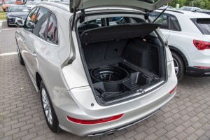 AUDI Q5 2008-2016 WKŁAD ORGANIZER KOŁA ZAPASOWEGO