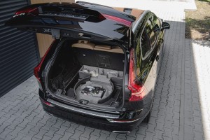 VOLVO XC60 II 2017+ WKŁAD ORGANIZER KOŁA ZAPASOWEGO