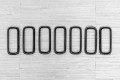318634