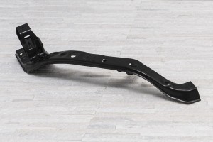 TOYOTA RAV4 IV 2013-2019 PRAWE RAMIE OKULAR PASA PRZEDNIEGO 532020R030