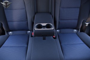 HYUNDAI TUCSON 2015+ OZDOBNA RAMKA TYLNEGO PODŁOKIETNIKA