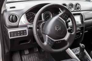 SUZUKI VITARA II LY 2014+ SATYNOWA RAMKA PRZEŁĄCZNIKÓW DESKI ROZD.