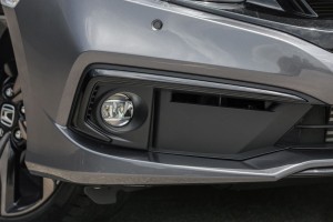 HONDA CIVIC X 2019-2021 SEDAN PO FACELIFTINGU KRATKA HALOGENU CZARNA PRAWA 71180TBAA60