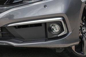 HONDA CIVIC X 2019-2021 SEDAN PO FACELIFTINGU KRATKA HALOGENU Z CHROMEM LEWA 71185TBAA50