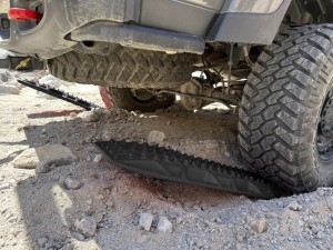 JEEP WRANGLER TRAPY PIASKOWE BŁOTNE NAJAZD ANTYPOŚLIZGOWY OFF-ROAD KOMPLET 2 SZTUK