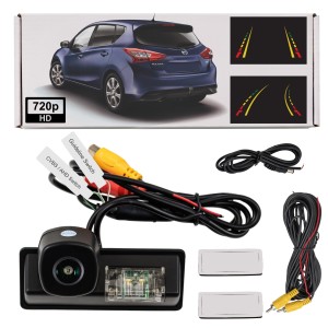 NISSAN PULSAR 2014-2018 KAMERA COFANIA FULL HD DYNAMICZNE LINIE ZINTEGROWANA Z LAMPĄ TABLICY
