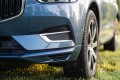 VOLVO XC60 II 2017-2021 PRZED FACELIFTINGIEM KRATKA PRZEDNIEGO ZDERZAKA LEWA Z PDC 31694538 31449212