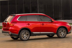 MITSUBISHI OUTLANDER III GF 2012-2021 SPOILER NA DACH