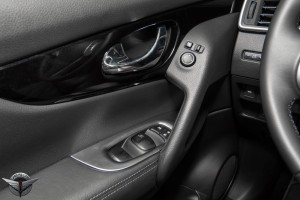 NISSAN QASHQAI 2014 - 2021 OZDOBNE NAKŁADKI STEROWANIA SZYB