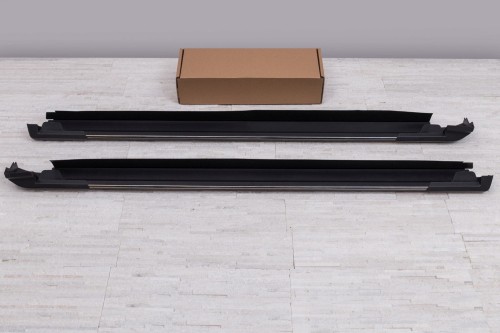 TOYOTA RAV4 IV 2013-2019 STOPNIE BOCZNE PROGI SAMOCHODOWE