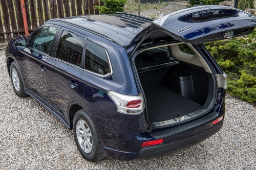 MITSUBISHI OUTLANDER III 2012+ OCHRONNA LISTWA PROGU BAGAŻNIKA
