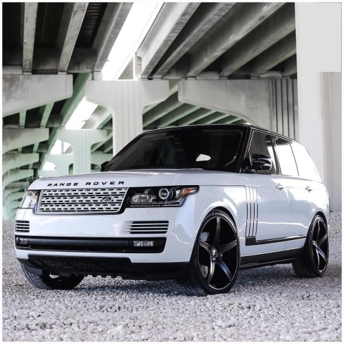 RANGE ROVER L405 (SV AUTOBIOGRAPHY) ELEMENT STYLIZACYJNY ZDERZAKA CZARNY