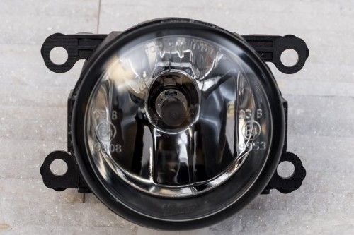 RENAULT FLUENCE 2010+ LAMPA PRZECIWMGIELNA PRZEDNIA PRAWA 261508992C