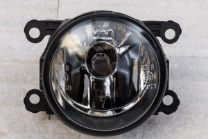 RENAULT TWINGO II HATCHBACK 2008-2013 LAMPA PRZECIWMGIELNA PRZEDNIA PRAWA 261508992C