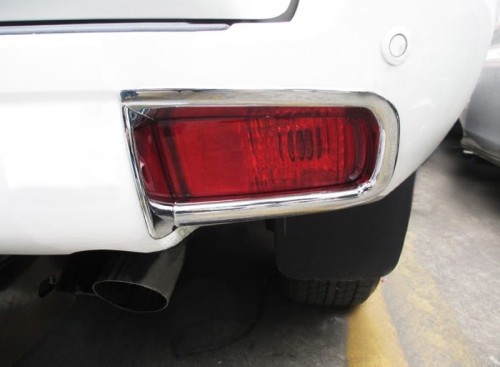 TOYOTA LAND CRUISER 2009+ WYPRZEDAŻ NAKŁADKI NA LAMPY PRZECIWMGIELNE TYLNE