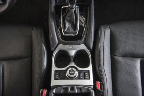 NISSAN X-TRAIL 2014+ OSŁONA TUNELU ŚRODKOWEGO LUX