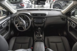 NISSAN X-TRAIL III T32 2014-2021 OZDOBNE RAMKI KLAMEK WEWNĘTRZNYCH WYPRZEDAŻ