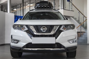 NISSAN X-TRAIL III 2017+ PO LIFTINGU OZDOBNE NAKŁADKI NA HALOGENY PRZÓD