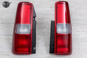SUZUKI JIMNY 1998-2018 LEWA KAROSERYJNA LAMPA TYLNA