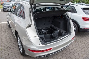 AUDI Q5 2008-2016 WKŁAD ORGANIZER KOŁA ZAPASOWEGO