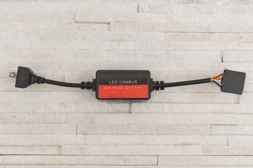 CANBUS MODUŁ PRZECIWZAKŁÓCENIOWY FILTR DO LAMP LED