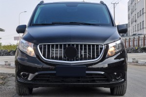 MERCEDES V-CLASS VITO W447 2014-2019 PRZED LIFTINGIEM GRILL GT PANAMERICANA Z KAMERĄ SREBRNY