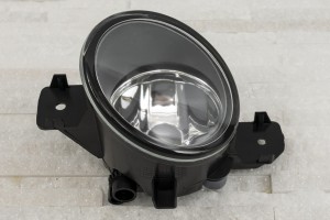 NISSAN JUKE I F15 2010-2019 LAMPA PRZECIWMGIELNA PRZEDNIA LEWA 261559B91B