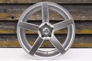 SUZUKI VITARA 14+ S-CROSS 13+ FELGI 19 5x114,3