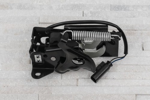 BMW SERIA 1 F21 2011-2019 ZAMEK POKRYWY SILNIKA CZĘŚĆ DOLNA LEWA 51237242548