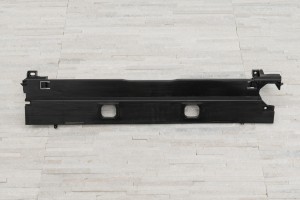 BMW SERIA 5 F11 2009-2017 GÓRNA OSŁONA POKRYWA CHŁODNICY 17117645650
