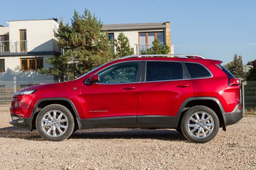 LISTWA BLOTNIKA LEWY PRZOD JEEP CHEROKEE KL 2014-18 68210315AE (1-11-17-1)