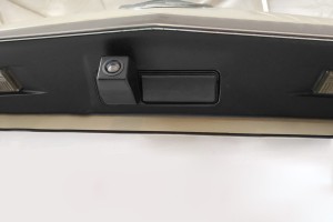 MERCEDES E-CLASS W213 2016-2020 PRZED LIFTINGIEM KAMERA COFANIA KLAMKA KLAPY TYLNEJ DYNAMICZNE LINIE