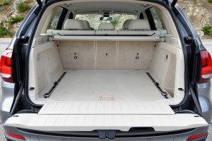 BMW X5 E70 2006-2013 ROLETA BAGAŻNIKA BEŻOWA 51476972713