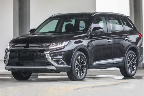 MITSUBISHI OUTLANDER III 2015-2021 PO LIFTINGU CHLAPACZE