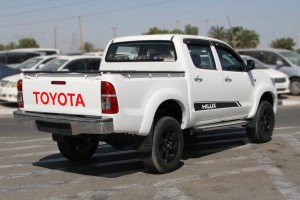 TOYOTA HILUX VII 2011-2015 PO DRUGIM FACELIFTINGU KAROSERYJNA LAMPA TYLNA PRAWA 815500K140