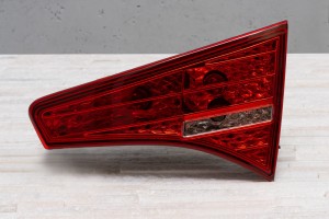KIA OPTIMA III TF 2010-2013 SEDAN PRZED LIFTINGIEM LAMPA KLAPY TYLNEJ PRAWA 924042T000