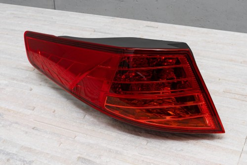 KIA OPTIMA III SEDAN 2010-2013 PRZED FACELIFTINGIEM KAROSERYJNA LAMPA TYLNA LEWA 924014C000