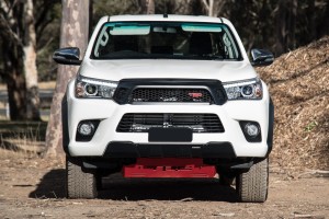 TOYOTA HILUX VIII 2015-2021 LAMPA PRZECIWMGIELNA PRZEDNIA LEWA 8122012230