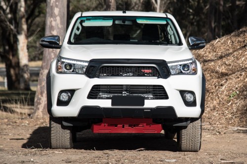 TOYOTA HILUX VIII 2015-2021 LAMPA PRZECIWMGIELNA PRZEDNIA PRAWA 8121012230